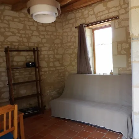 Les Caves Ambillou-Château