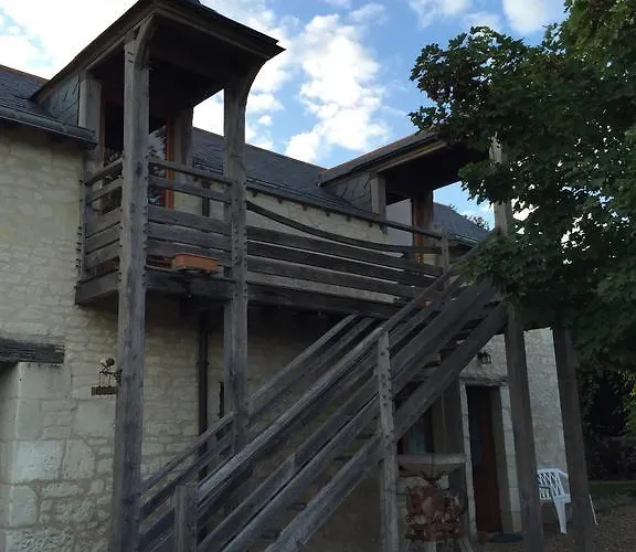 Les Caves Ambillou-Chateau