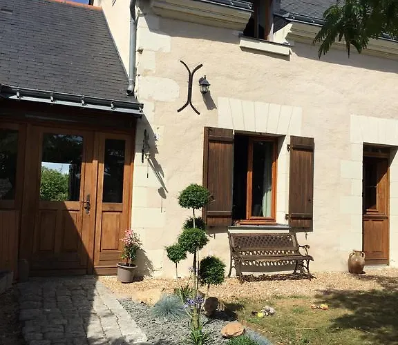 Πανσιόν Les Caves 3*