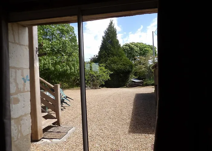 Πανσιόν Les Caves 3*